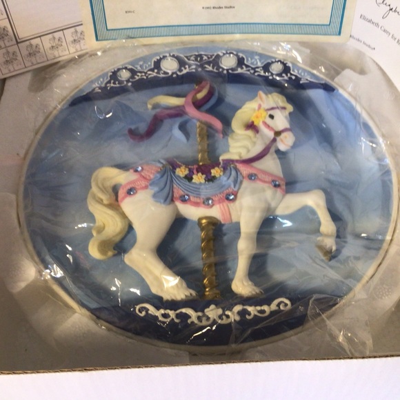 RHODES STUDIOS FIRST ISSUE IN THE MUSICAL CAROUSEL TREASURES COLECTION - Picture 3 of 16